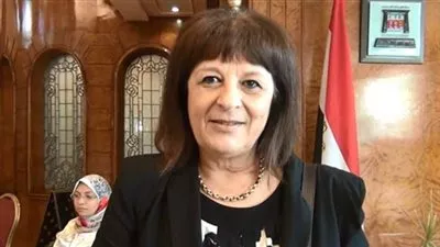 محلب يستعرض خطة وزارة التطوير الحضري لتطوير العشوائيات