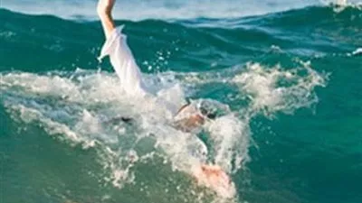 غرق شابين بشاطئ الهانوفيل غرب الإسكندرية