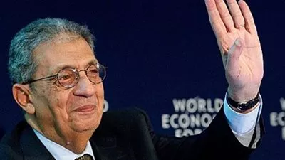 حملة بعشرة محافظات تطالب عمرو موسى بالترشح لرئاسة البرلمان 