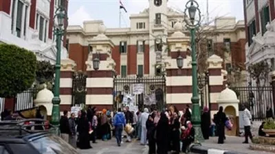 انقطاع التيار الكهربائى يتسبب فى مأزق لمحافظ القاهرة اثناء تكريم المتفوقين