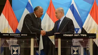 وزير الخارجية يطلع نظيره الفرنسي على نتائج زيارته لإسرائيل 