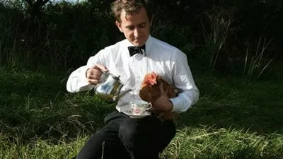 بريطانى يؤسس 