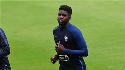 رسميًّا.. برشلونة يتعاقد مع الفرنسي 