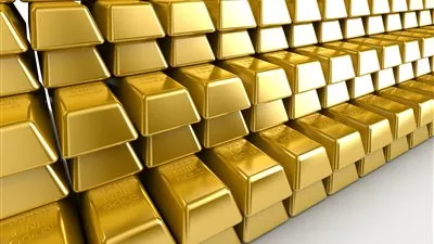 الذهب يرتفع بفعل بيانات اقتصادية ضعيفة وتراجع الدولار