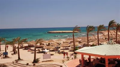 هبوط إيرادات مصر من السياحة نحو 25% في النصف الاول من 2014