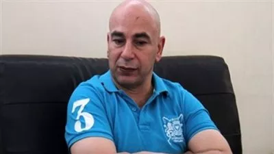 حسام حسن يصل سجن مزرعة طرة