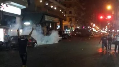 بورسعيد: الأمن يطلق قنابل الغاز لتفريق مسيرة 