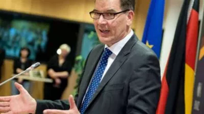 وزير ألماني يتهم قطر بتمويل تنظيم 