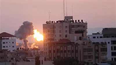 مصادر اسرائيلية: لم نتوصل إلى هدنة وسنواصل ضرب الاهداف في غزة