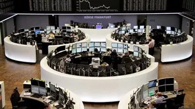 انخفاض مؤشر معنويات قطاع الأعمال الألماني للشهر الرابع في اغسطس