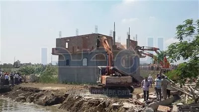 إزالة 65 حالة تعد على الأراضي الزراعية ومجرى النيل