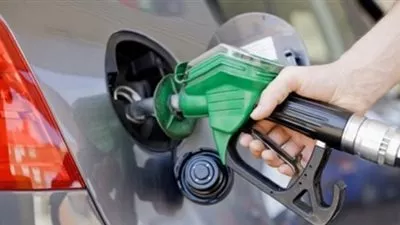 مسؤول:الإمارات تزود مصر بمواد نفطية بقيمة 8.7 مليار دولار لمدة عام