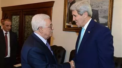 جون كيري يجتمع بالرئيس الفلسطيني في باريس الجمعة المقبلة