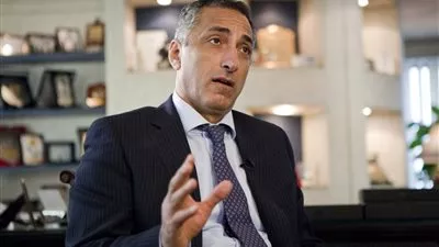 طارق عامر: الوقت غير مناسب لتعويم سعر الجنيه المصري