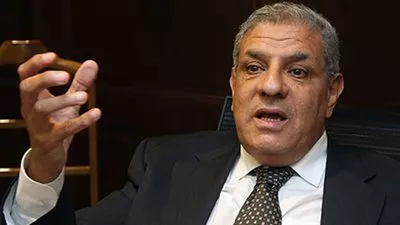 محلب يجتمع بوفد من شباب رجال الأعمال