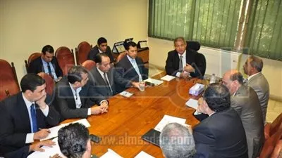 عبد العزيز يبحث استعدادات اتحاد تنس الطاولة للتأهل لأوليمبياد ريودى جانيرو
