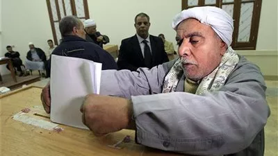 اللجنة العليا تقبل ترشح 12 شخصا في الانتخاب التكميلي لدائرة حدائق القبة