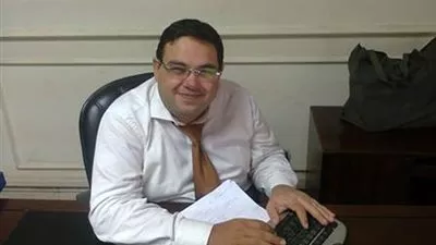 عضو مجلس التنمية الاقتصادية بالرئاسة: 8 خطوات لحل أزمة الدولار