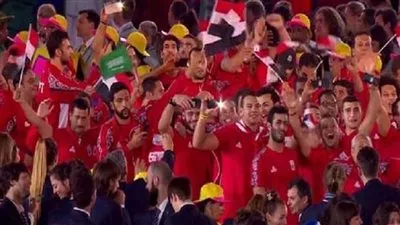 لاعب مصري يرفع علم السعودية في افتتاح أولمبياد ريو دي جانيرو