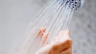 آلام العنق.. 5 طرق تقليدية للعلاج قبل زيارة الطبيب