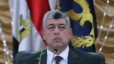 وزير الداخلية يقوم بجولة تفقدية لعدد من الطرق السريعة