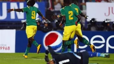 مصر تخرج عمليا من تصفيات أمم افريقيا بعد الهزيمة أمام السنغال