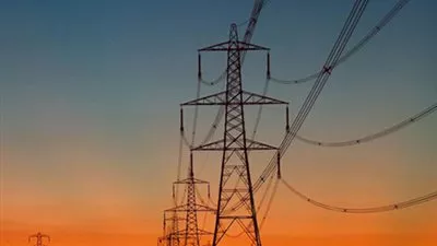 مشروع الربط الكهربائي بين مصر والسعودية نهاية نوفمبر