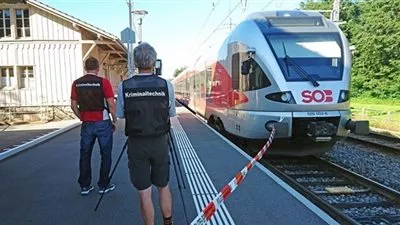 مقتل مهاجم ركاب القطار في سويسرا متأثرًا بجراحه