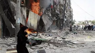مقتل 10 بينهم طفل و3 سيدات وإصابة 16 في إطلاق قذائف صاروخية بحلب