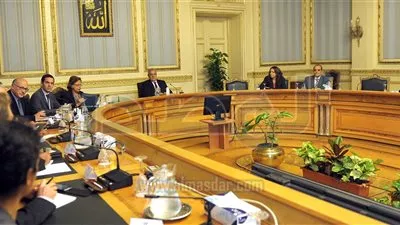 محلب : تعاون مصر وفرنسا ينعكس على توسع البلدين فى الأسواق العربية والأفريقية 