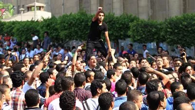 مسيرة للآلاف من أنصار الإخوان تجوب 