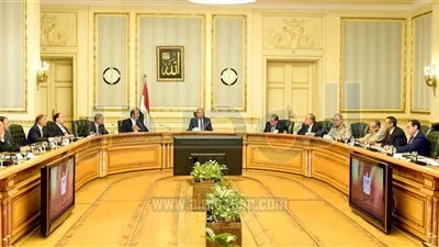 الحكومة تتابع إجراءات توفير السلع المخفضة للقرى الأكثر احتياجا بالصعيد