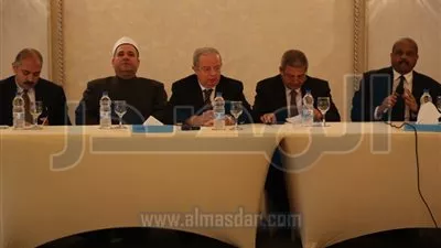 وزير الشباب والرياضة يشارك فى مؤتمر 