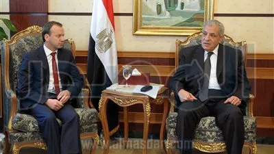 مطالب بحل مشكلات الشركات الروسية بمصر