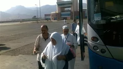 4540 راكبا من عمال خدمات الحجاج يغادرون مينائي سفاجا والغردقة