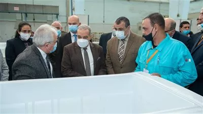 وزير الإنتاج الحربي يتابع خطط تطوير وزيادة إنتاجية «حلوان للأجهزة المعدنية»