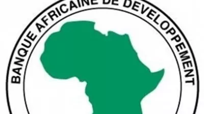 بنك التنمية الإفريقي يطلق آلية مراجعة الأداء التنموي لعام 2015