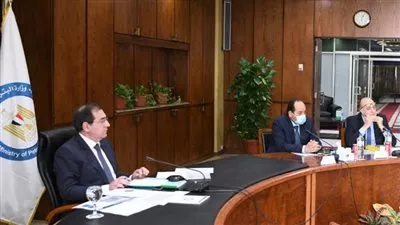 «الملا»: استكمال خطط الإصلاح البيئى وتحسين مواصفات المنتجات البترولية