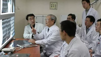 أطباء صينيون ينجحون في زراعة أذن