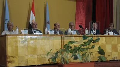 محلب يلتقى قيادات و عمال شركة الغزل والنسيج بالمحلة الكبرى