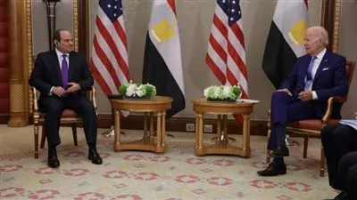 الرئيس السيسي يلتقي نظيره الأمريكي على هامش قمة جدة