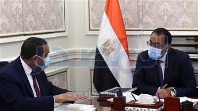 رئيس الوزراء يتابع مع «التنظيم والإدارة» إجراءات عقد المسابقات المركزية