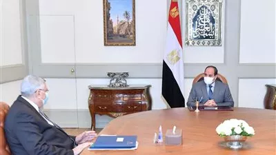 السيسي يشدد علي الالتزام بتطبيق الإجراءات الاحترازية للوقاية من «كورونا»