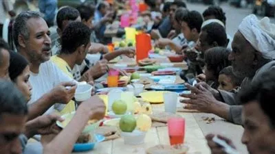 حركة شعبية تدعو لاكبر افطار فى رمضان لتسجيلة فى موسوعة جنيس
