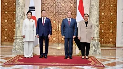 السيسي يبحث مع رئيس كوريا الجنوبية سبل تعزيز العلاقات الثنائية