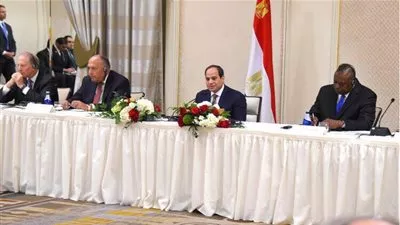 السيسى يلتقى مجموعة من الشخصيات البارزة والمؤثرة فى المجتمع الأمريكى (صور)