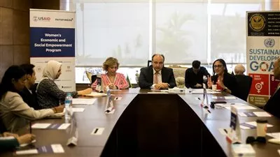 «الرقابة المالية» تناقش توفير حماية تأمينية للسيدات الأقل حصولا على المنتجات المالية