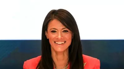 Financial Times تنشر مقال المشاط عن ريادة مصر في التحول للاقتصاد الأخضر