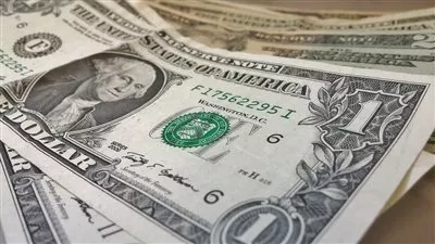 الدولار الأمريكي يستقر أمام الدينار الكويتي عند 0,301