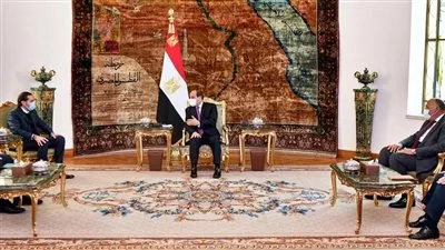 السيسي يستقبل الحريري لتأكيد موقف مصر الداعم تجاه الشعب اللبناني  